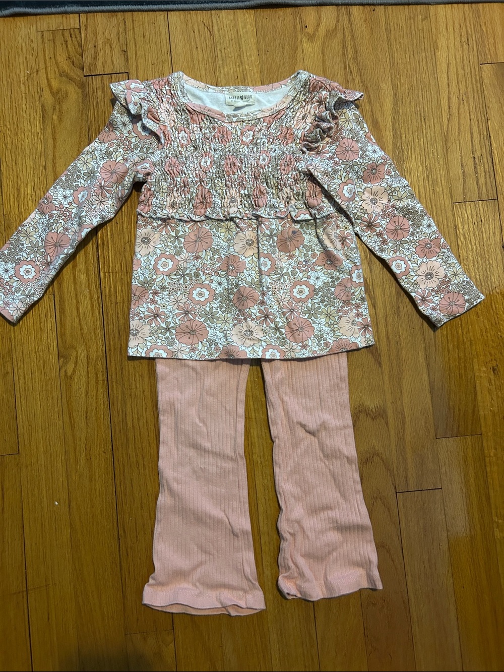Rabbit + Bear Floral Smocked Top & Pink Ribbed Pants Set Sz. 4